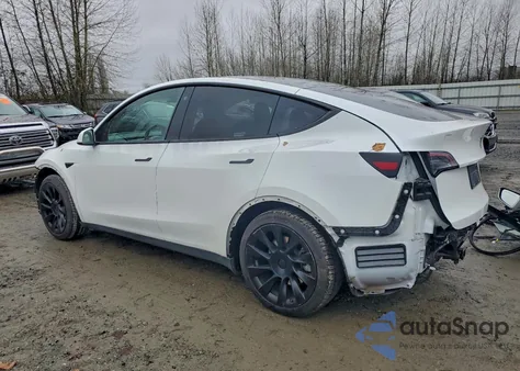 2023 Tesla Model Y from USA, damaged, VIN 7SAYGDEE8PF697779